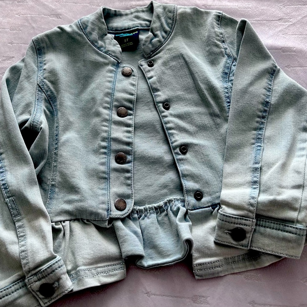 Genuine Kids by Oshkosh girls Jean jacket